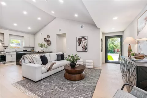 2006 Wheless Ln, Austin, TX 78723