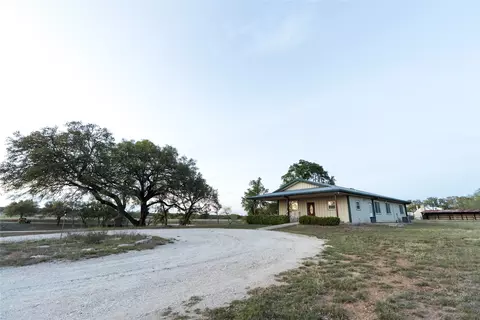 157 Chick Ranch Loop, Blanco, TX 78606 photo 7