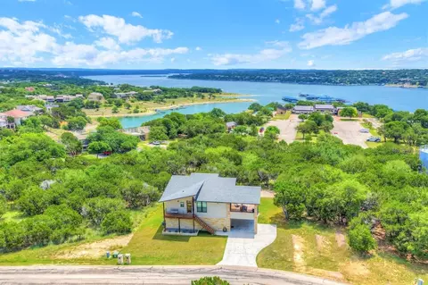 18407 Lakeland Dr, Point Venture, TX 78645