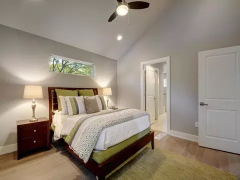 Bedroom - 5308 Downs Dr #2, Austin, TX 78721 photo 2 of 4