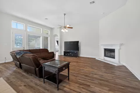 Living - 1017 Tabernash Dr, Leander, TX 78641 photo 2 of 7