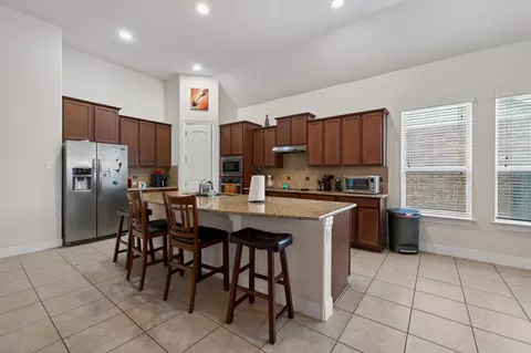 Kitchen - 1017 Tabernash Dr, Leander, TX 78641 photo 3 of 5