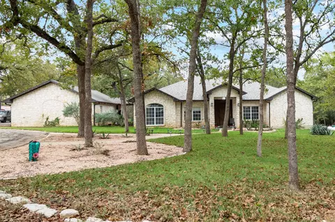 346 The Oaks Blvd, Elgin, TX 78621