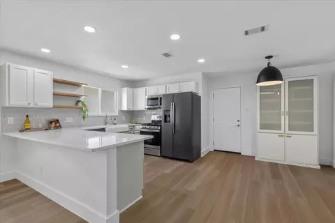 13000 Meadowheath Cv, Austin, TX 78729