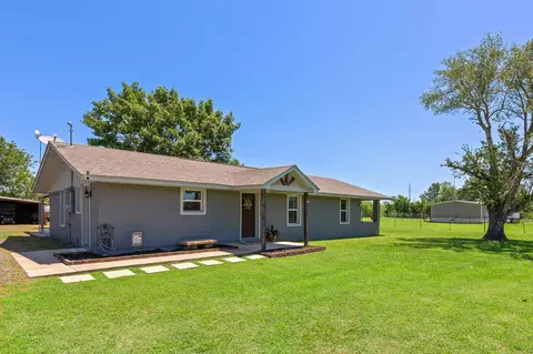 3363 Fm 713, Lockhart, TX 78644