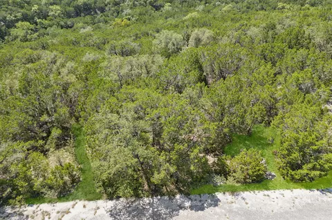 8402 Cedar Glen Cv, Lago Vista, TX 78645