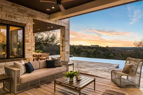 7724 Lynchburg Dr, Austin, TX 78738