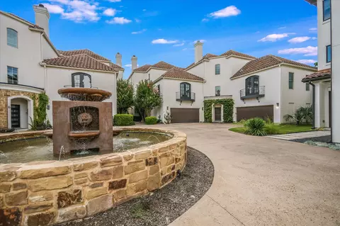 1910 Rue De St Tropez #4, Austin, TX 78746