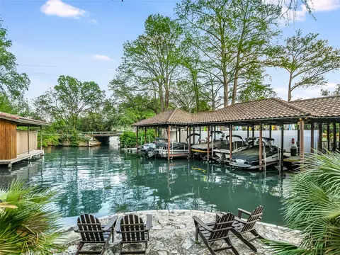 1910 Rue De St Tropez #4, Austin, TX 78746