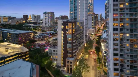 800 W 5th St #703, Austin, TX 78703