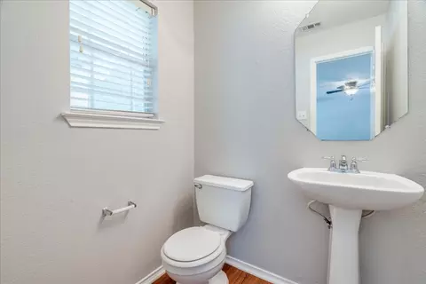 Bath - 1507 Davis Mountain Loop, Cedar Park, TX 78613 photo 2 of 4