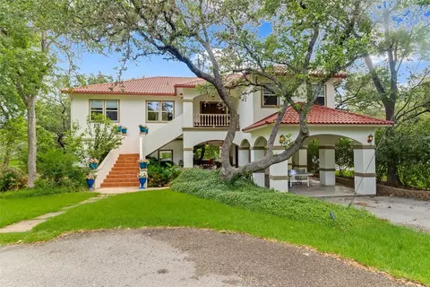 327 Elm Lodge Dr, Kingsland, TX 78639