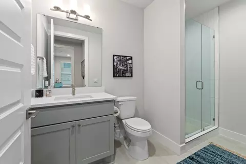 Bath - 4506 Progress St, Austin, TX 78731 photo 6 of 7