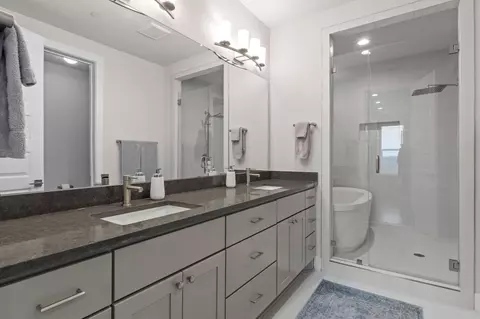 Bath - 4506 Progress St, Austin, TX 78731 photo 1 of 7