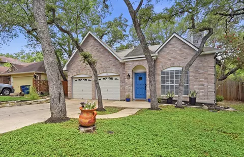 708 Shade Tree Dr, Austin, TX 78748