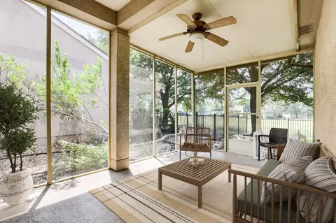 Exterior - 310 Crockett Loop, Georgetown, TX 78633 photo 3 of 6