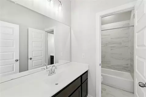 Bath - 548 River Overlook Rd, Georgetown, TX 78628 photo 6 of 6