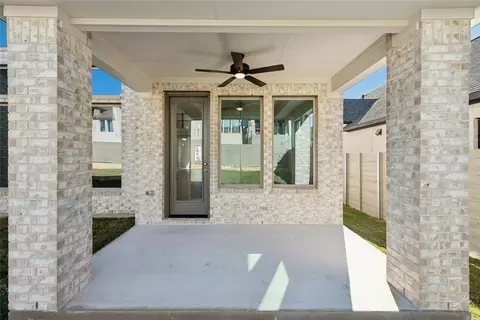 Exterior - 548 River Overlook Rd, Georgetown, TX 78628 photo 3 of 6