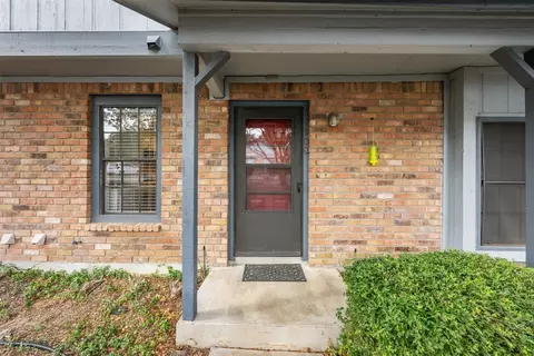 1411 N Gracy Farms Ln N #100, Austin, TX 78758