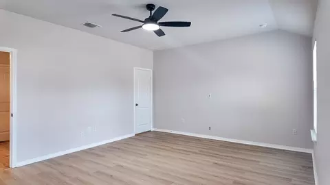 Bedroom - 110 Loon Dr, Bastrop, TX 78602 photo 2 of 6