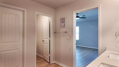 Entry Way - 110 Loon Dr, Bastrop, TX 78602 photo 4 of 6