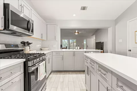 Kitchen - 4456 Mather, Kyle, TX 78640 photo 3 of 4