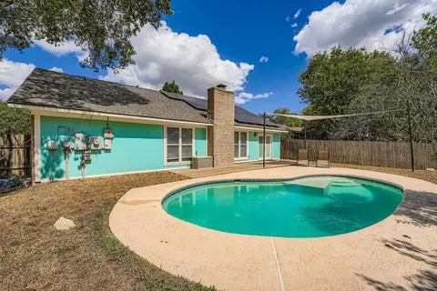 1121 Stoneoak Ln, Austin, TX 78745