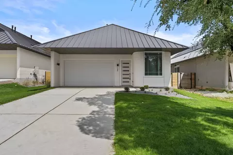 105 Rough Creek Rd, Georgetown, TX 78628