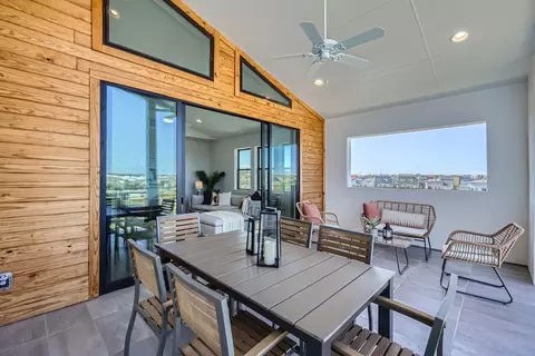 Exterior - 9105 Cattle Baron Path, Austin, TX 78747 photo 6 of 9