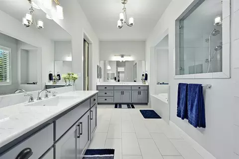Bath - 629 Germander Rd, Leander, TX 78641 photo 1 of 5