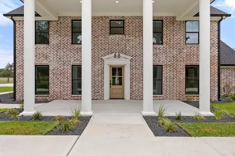 1017 County Road 229 Rd, Giddings, TX 78942