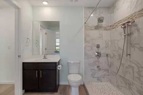 Bath - 13701 Sugar Bush Path, Manor, TX 78653 photo 1 of 4