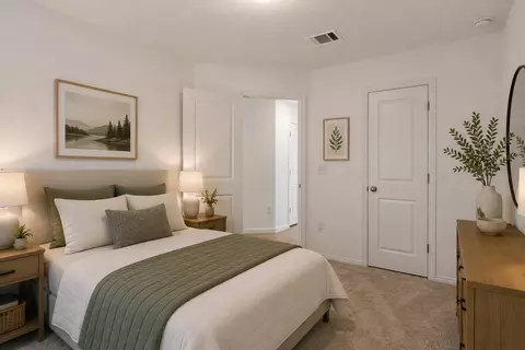 Bedroom - 13701 Sugar Bush Path, Manor, TX 78653 photo 4 of 5