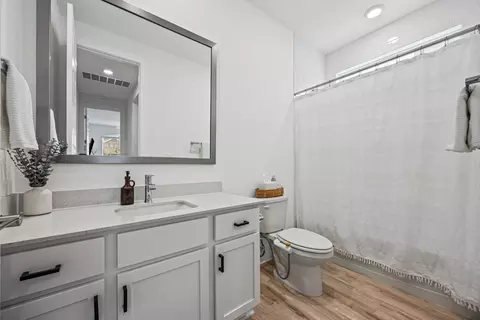 Bath - 2408 Bravo Pass, Leander, TX 78641 photo 1 of 4