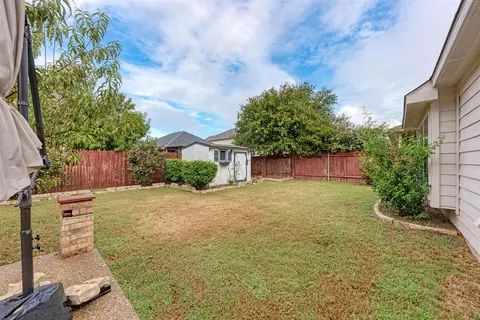 Exterior - 412 Golden Eagle Ln, Leander, TX 78641 photo 2 of 2