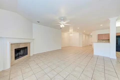 Living - 412 Golden Eagle Ln, Leander, TX 78641 photo 5 of 8