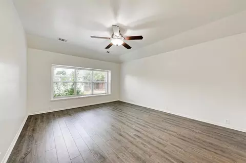Living - 412 Golden Eagle Ln, Leander, TX 78641 photo 8 of 8