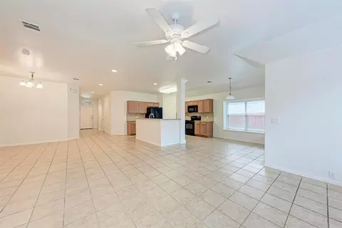 Living - 412 Golden Eagle Ln, Leander, TX 78641 photo 4 of 8