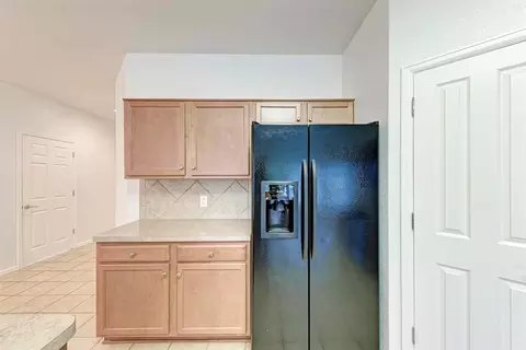 Kitchen - 412 Golden Eagle Ln, Leander, TX 78641 photo 4 of 4