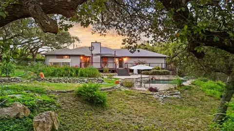 2111 Stallion Springs Dr, Fischer, TX 78623