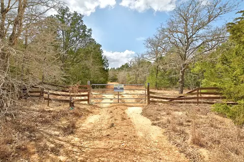 109 Crepe Myrtle Rd, Bastrop, TX 78602