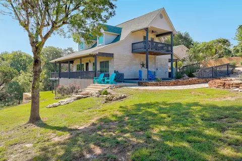 9859 Hodge Canyon Dr, Salado, TX 76571