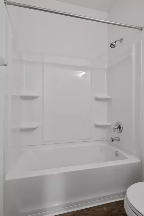 Bath - 791 Circle Way, Jarrell, TX 76537 photo 4 of 4