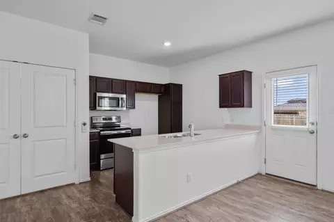 Kitchen - 791 Circle Way, Jarrell, TX 76537 photo 1 of 3