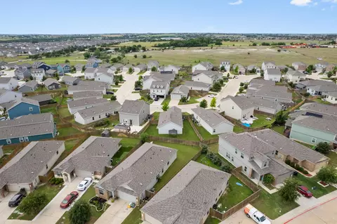 View/Area - 791 Circle Way, Jarrell, TX 76537 photo 3 of 4