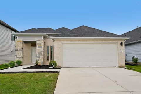 200 Melrose St, Hutto, TX 78634