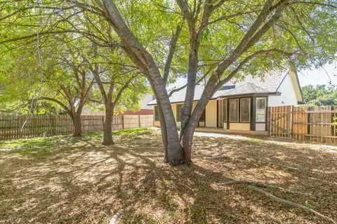 Exterior - 156 Keystone Loop, Kyle, TX 78640 photo 4 of 7
