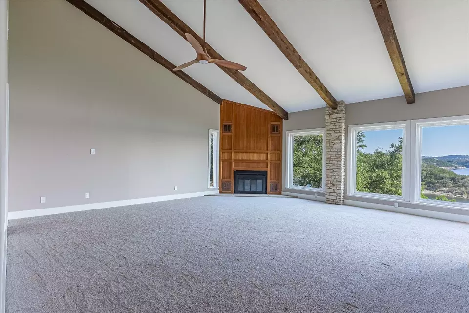 Living - 18106 Travis Cir, Lago Vista, TX 78645 photo 3 of 6