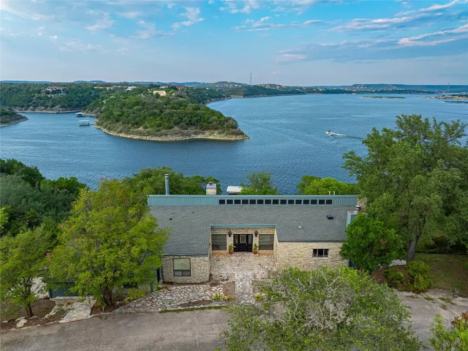 View/Area - 18106 Travis Cir, Lago Vista, TX 78645 photo 1 of 11