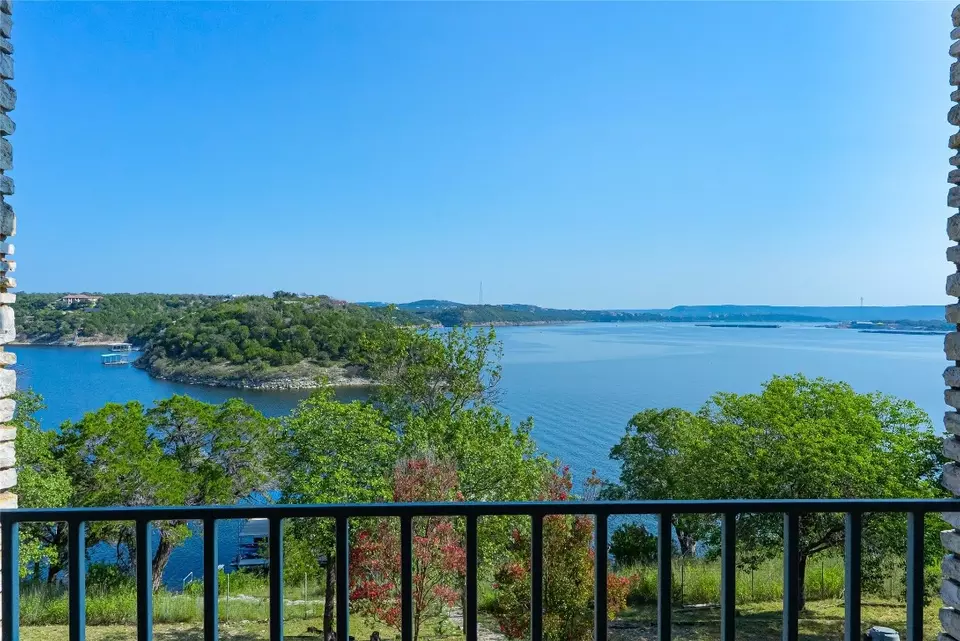 View/Area - 18106 Travis Cir, Lago Vista, TX 78645 photo 5 of 11